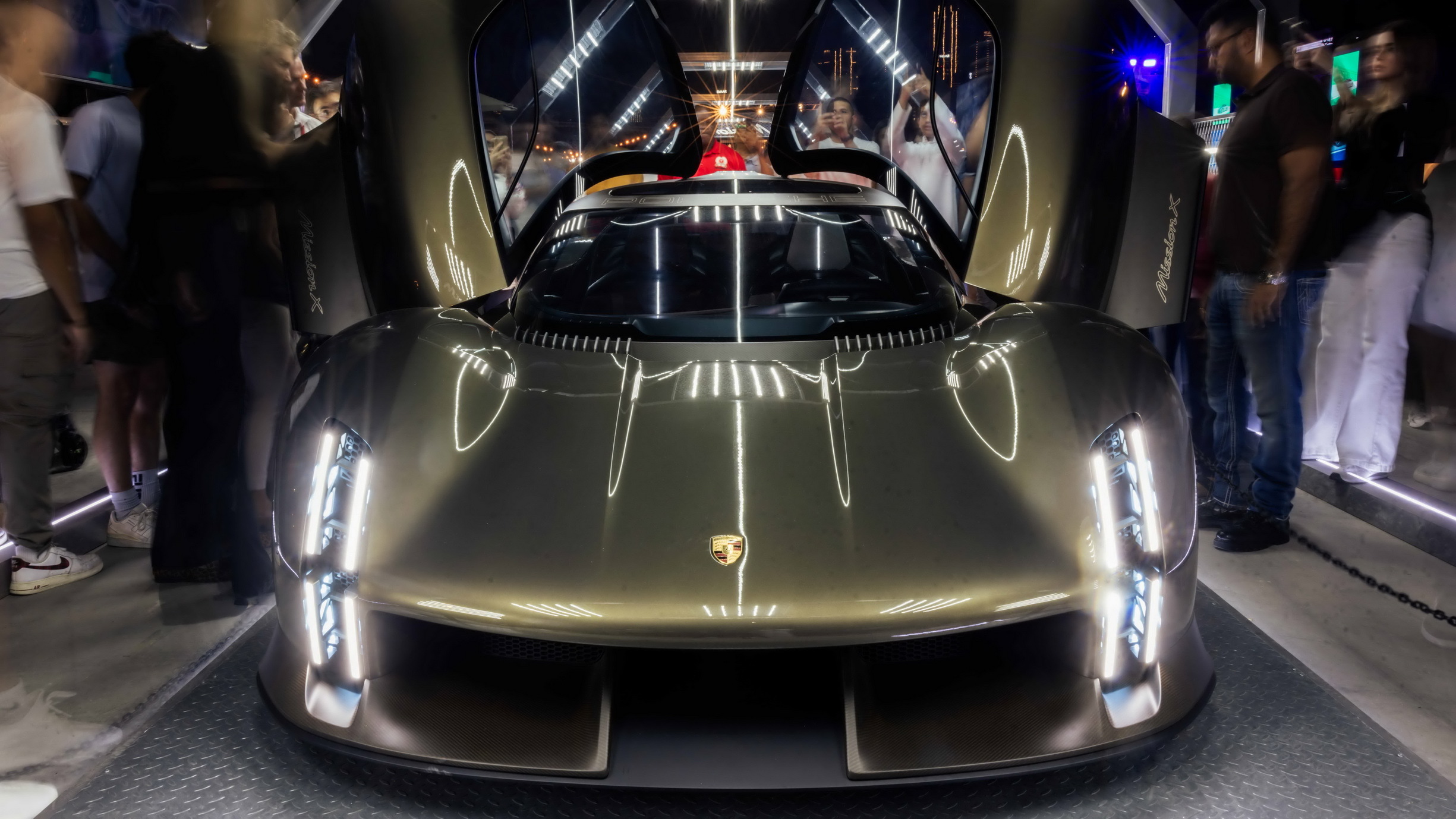 Porsche Mission X