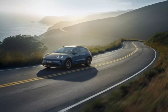 Porsche Cayenne S Electric