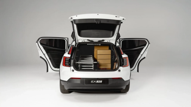 Volvo EX30 Cargo