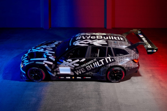 BMW M3 Touring GT3