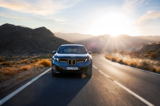BMW iX3 40