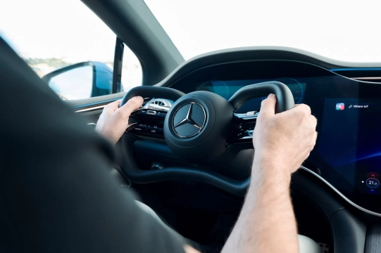 Mercedes-Benz EQS