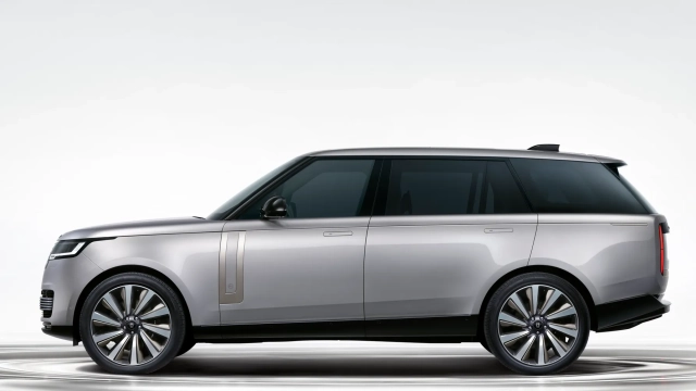 Range Rover SV Ultra