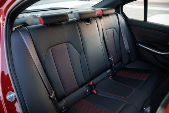 BMW M3 CS Handschalter