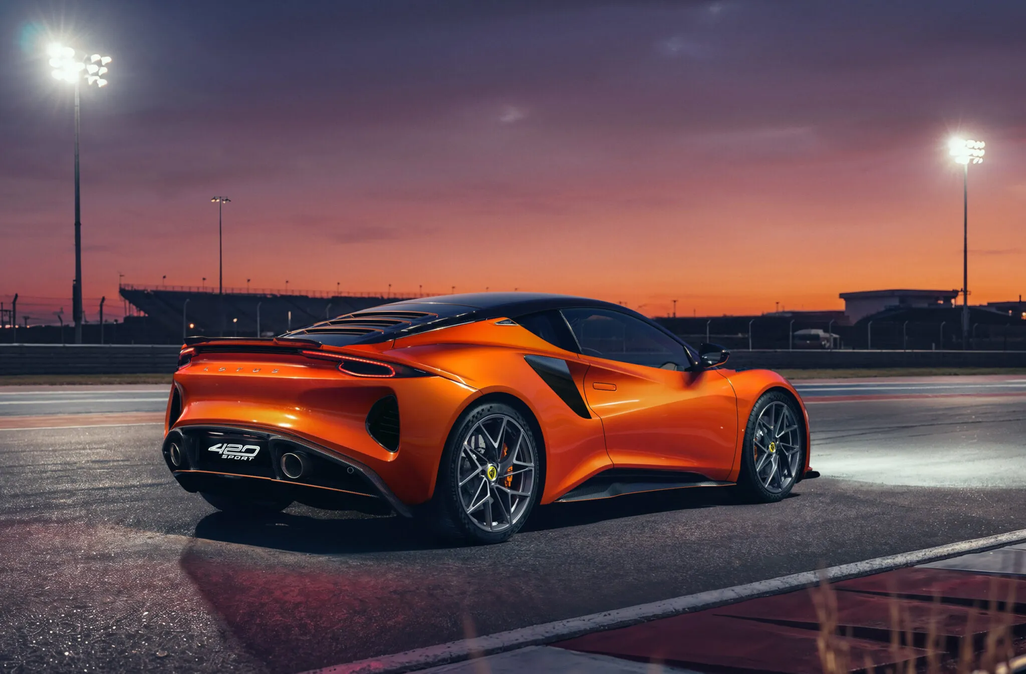 Lotus Emira 420 Sport
