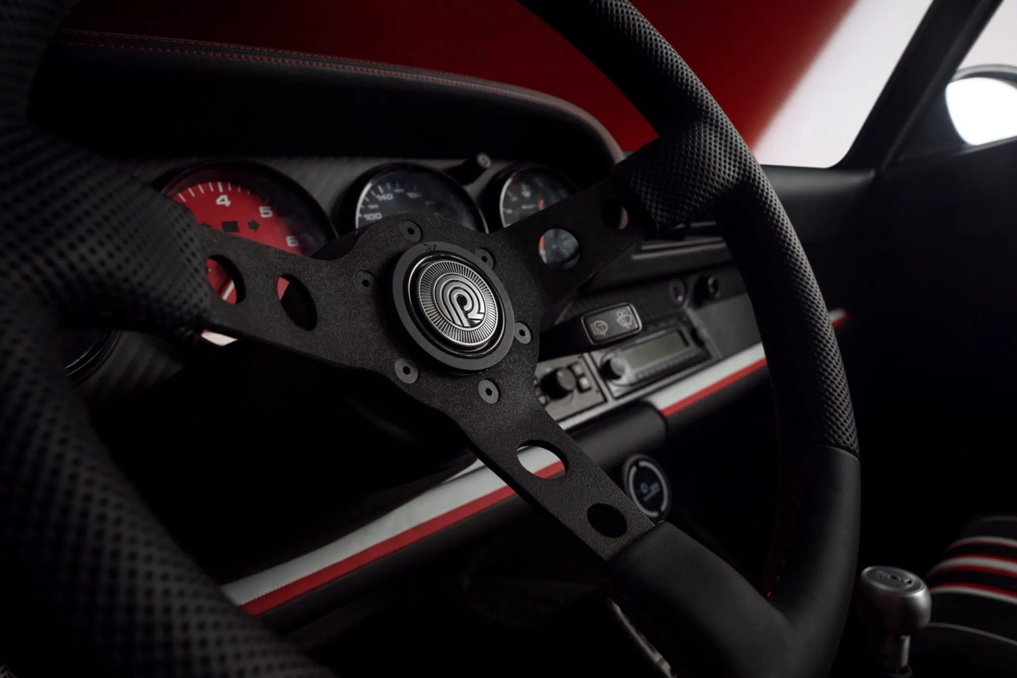 Porsche 911 964 Restomod by Pogea Racing PR964