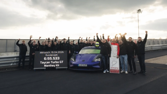 Porsche Manthey Taycan Turbo GT