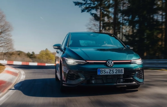 VW Golf GTI 50 - recorde em Nürburgring