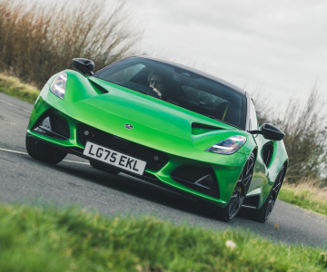 Lotus Emira V6