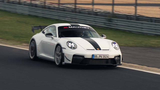 Porsche 911 GT3 992.2 Manthey em Nürburgring