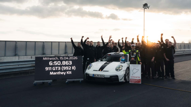 Porsche 911 GT3 992.2 Manthey em Nürburgring