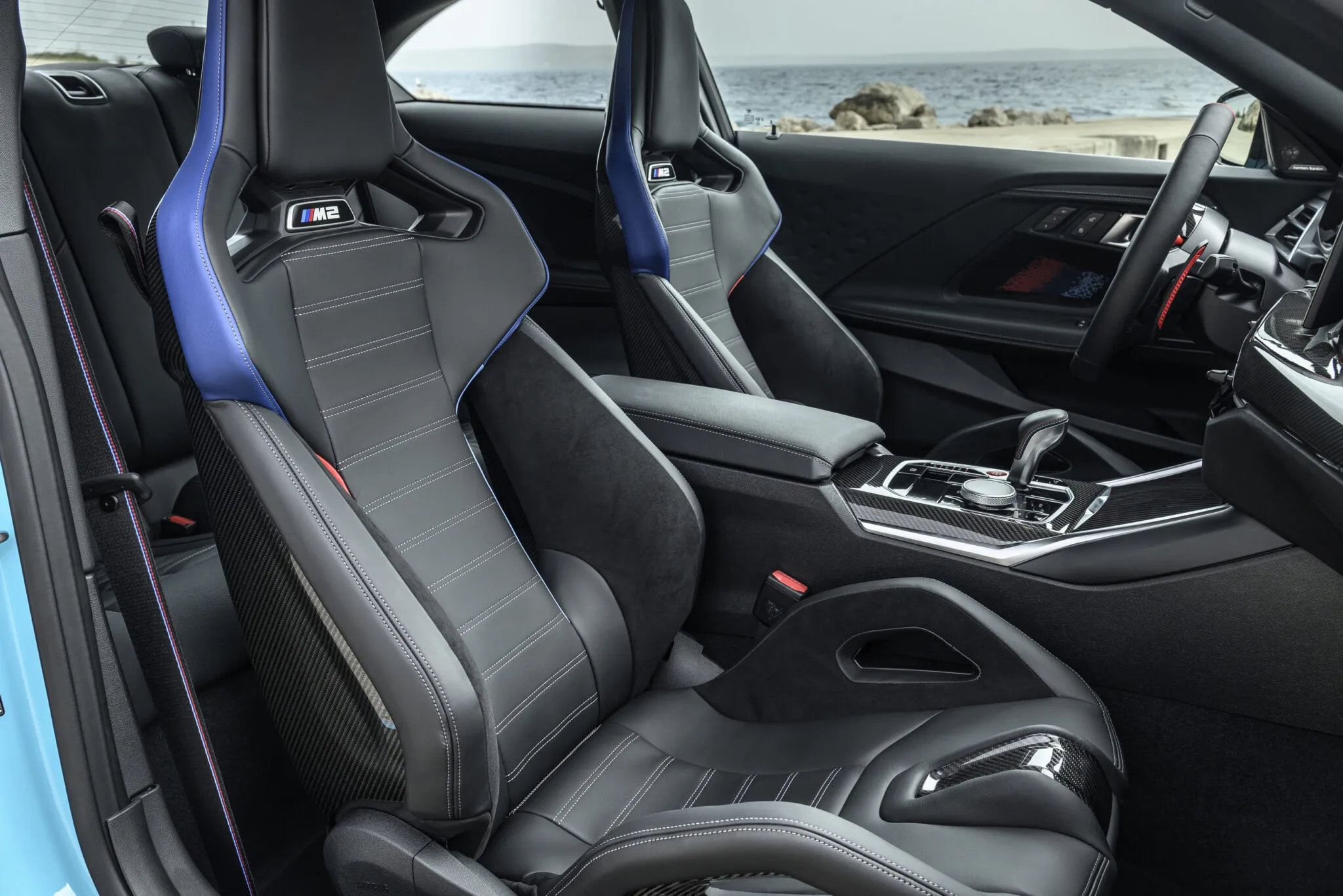 BMW M2 xDrive