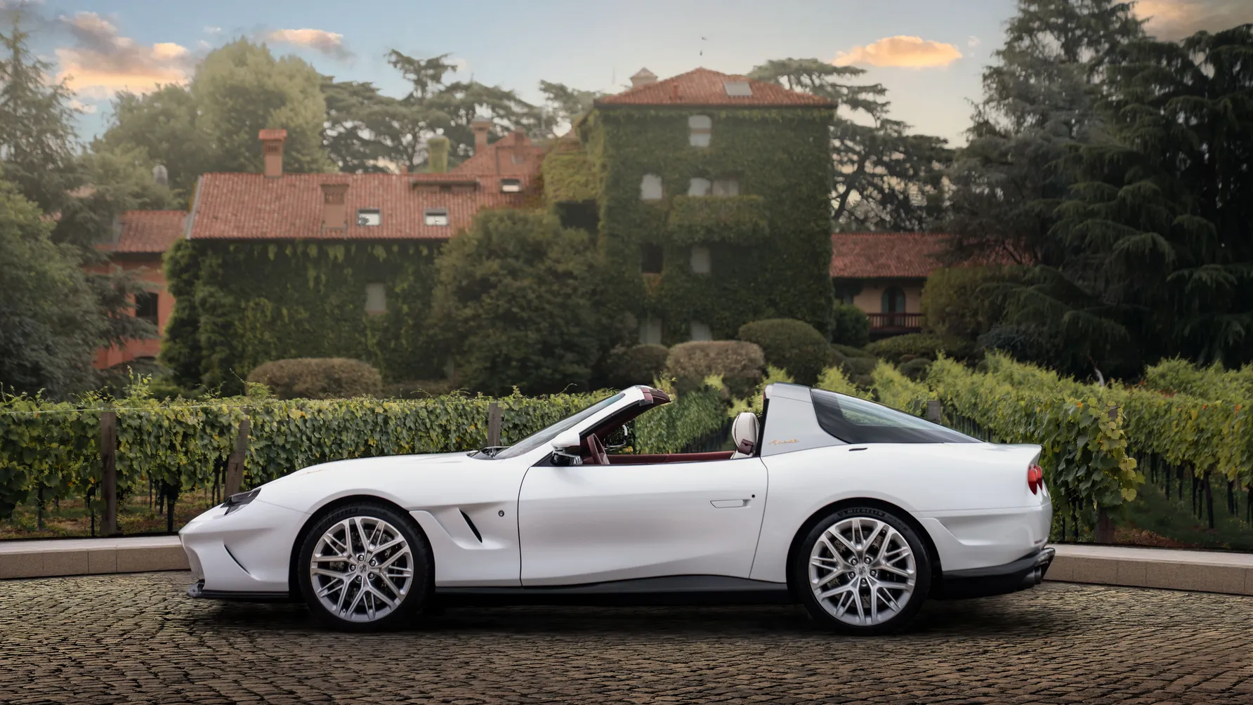 Veloce12 Aperta