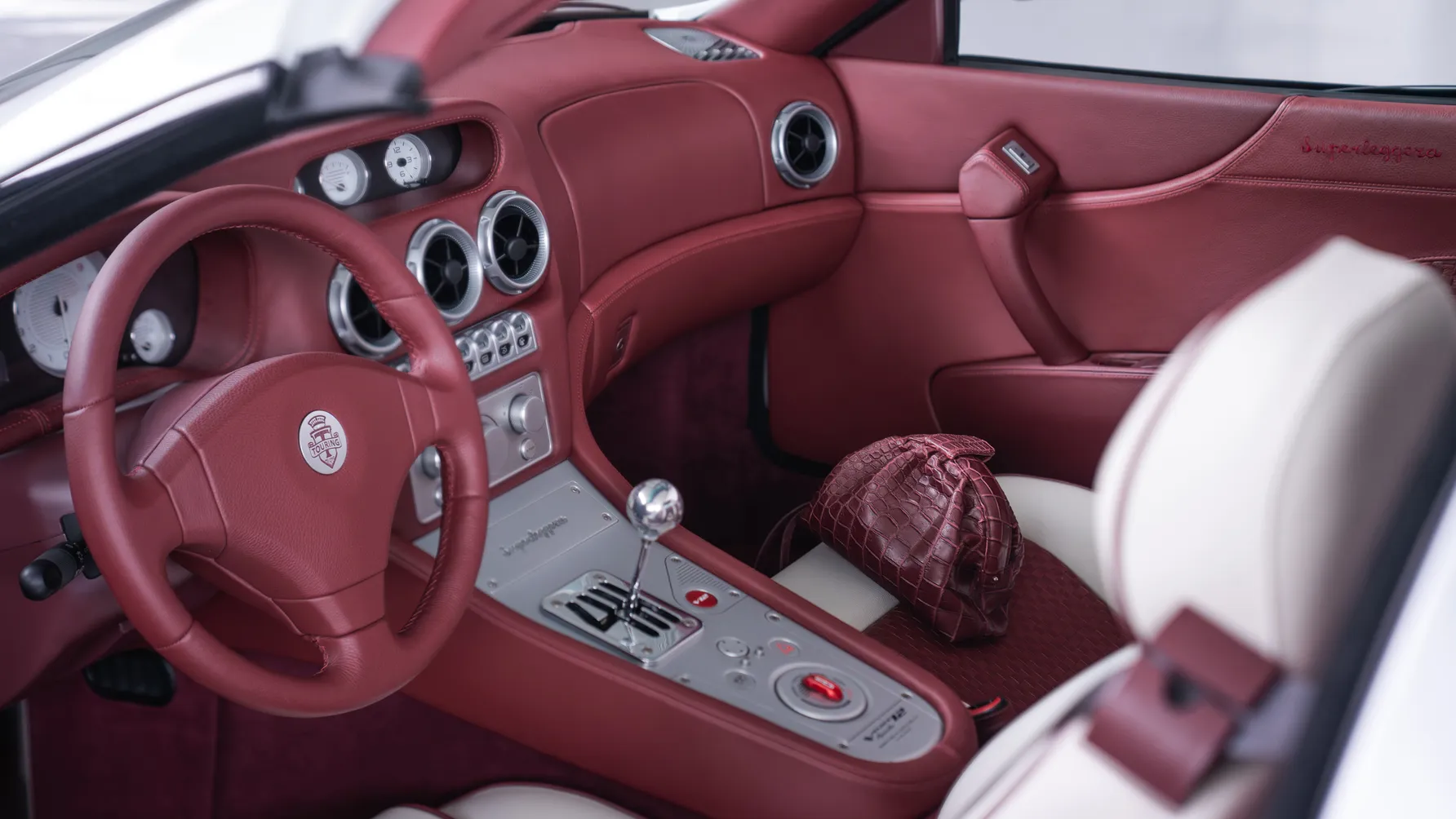 Veloce12 Aperta
