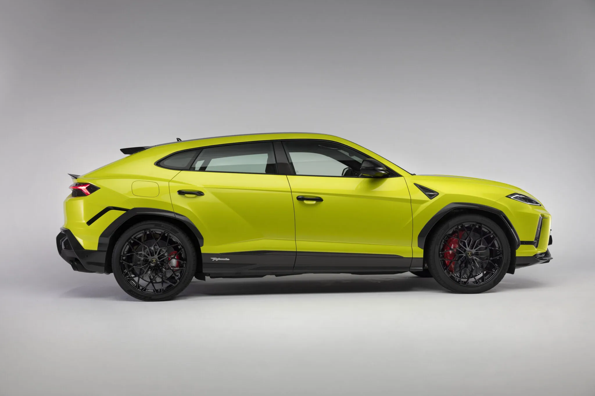 Lamborghini Urus SE Performante