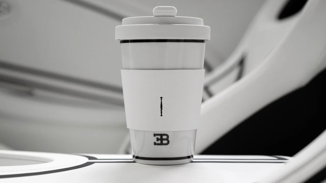 Bugatti Mistral Blanc Éternel