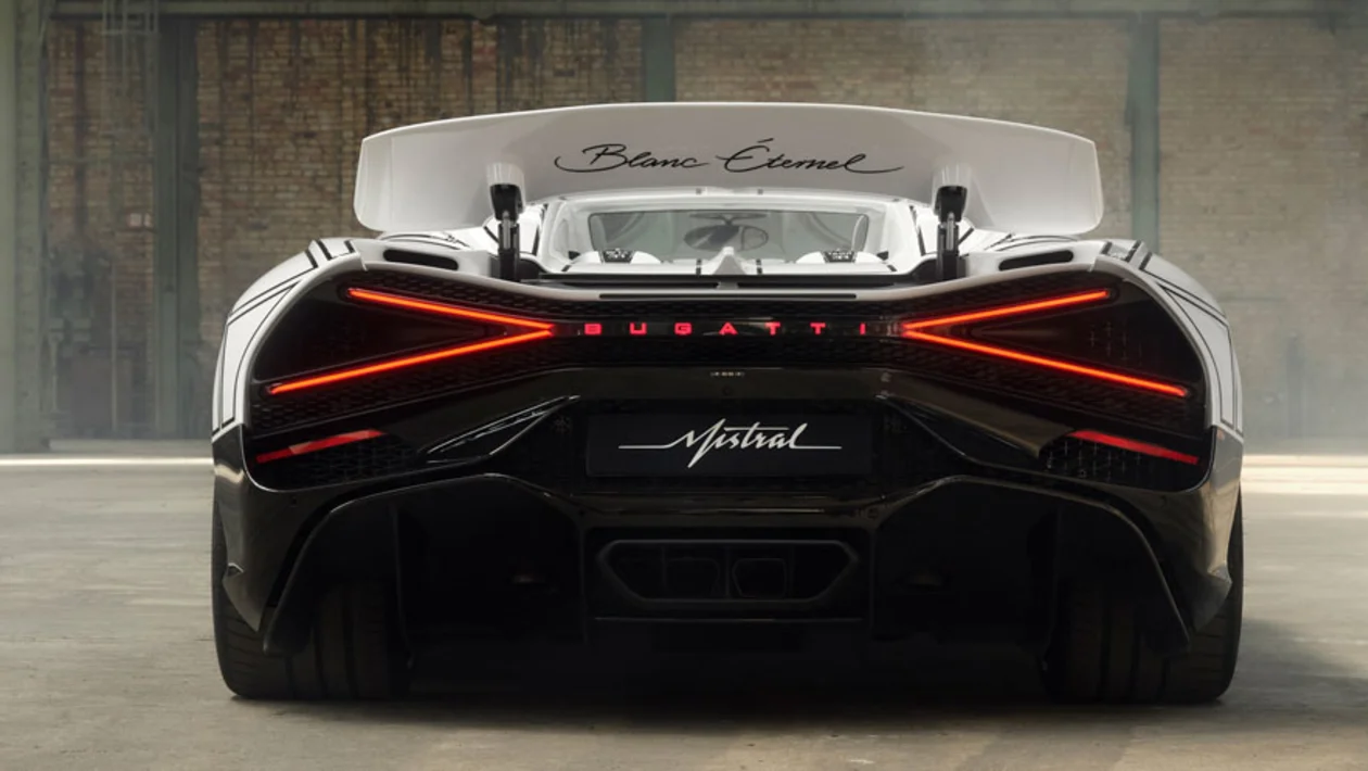 Bugatti Mistral Blanc Éternel