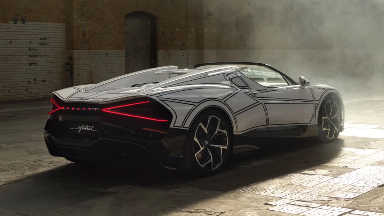 Bugatti Mistral Blanc Éternel