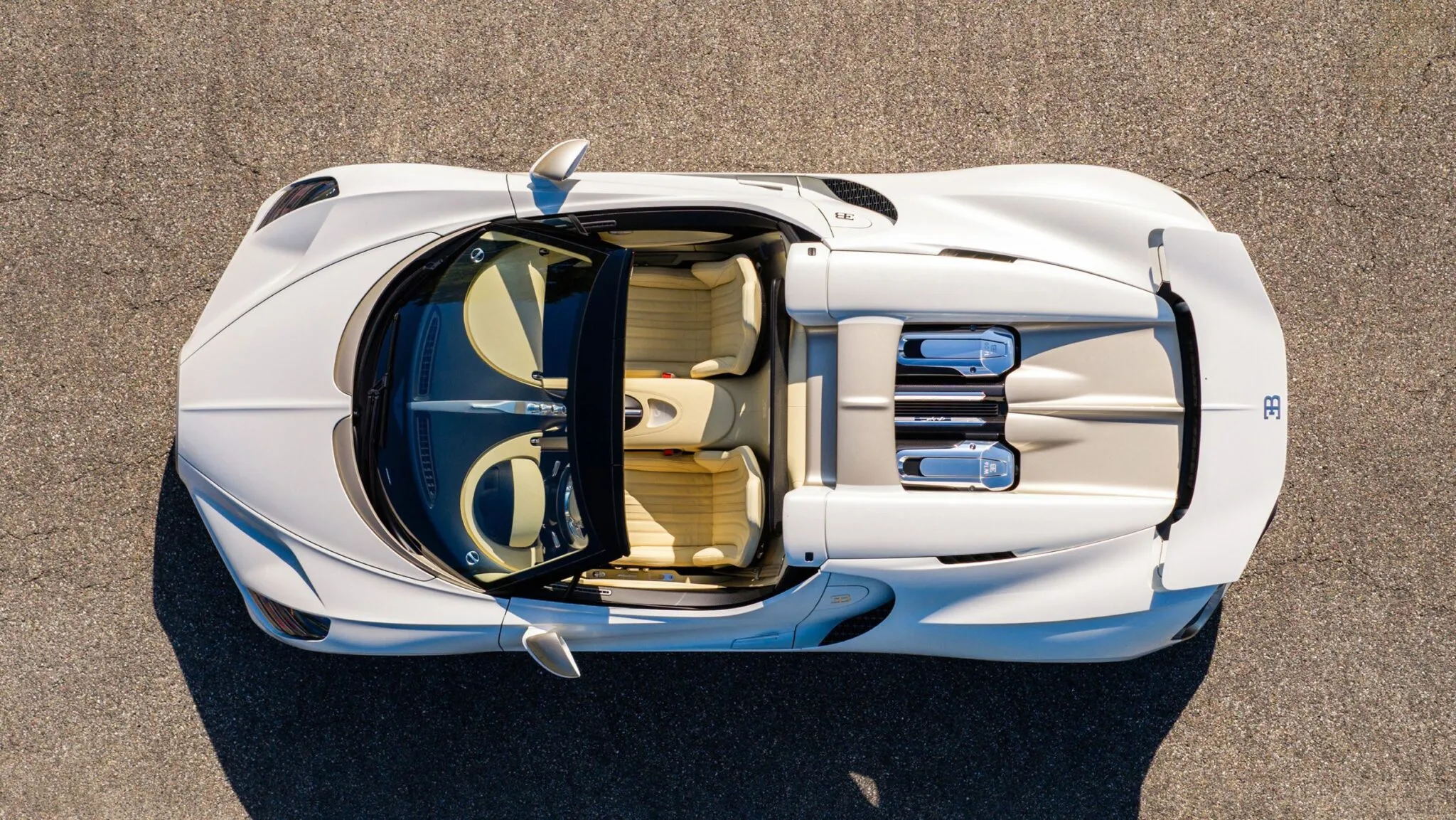 Bugatti despede-se do W16 Mistral