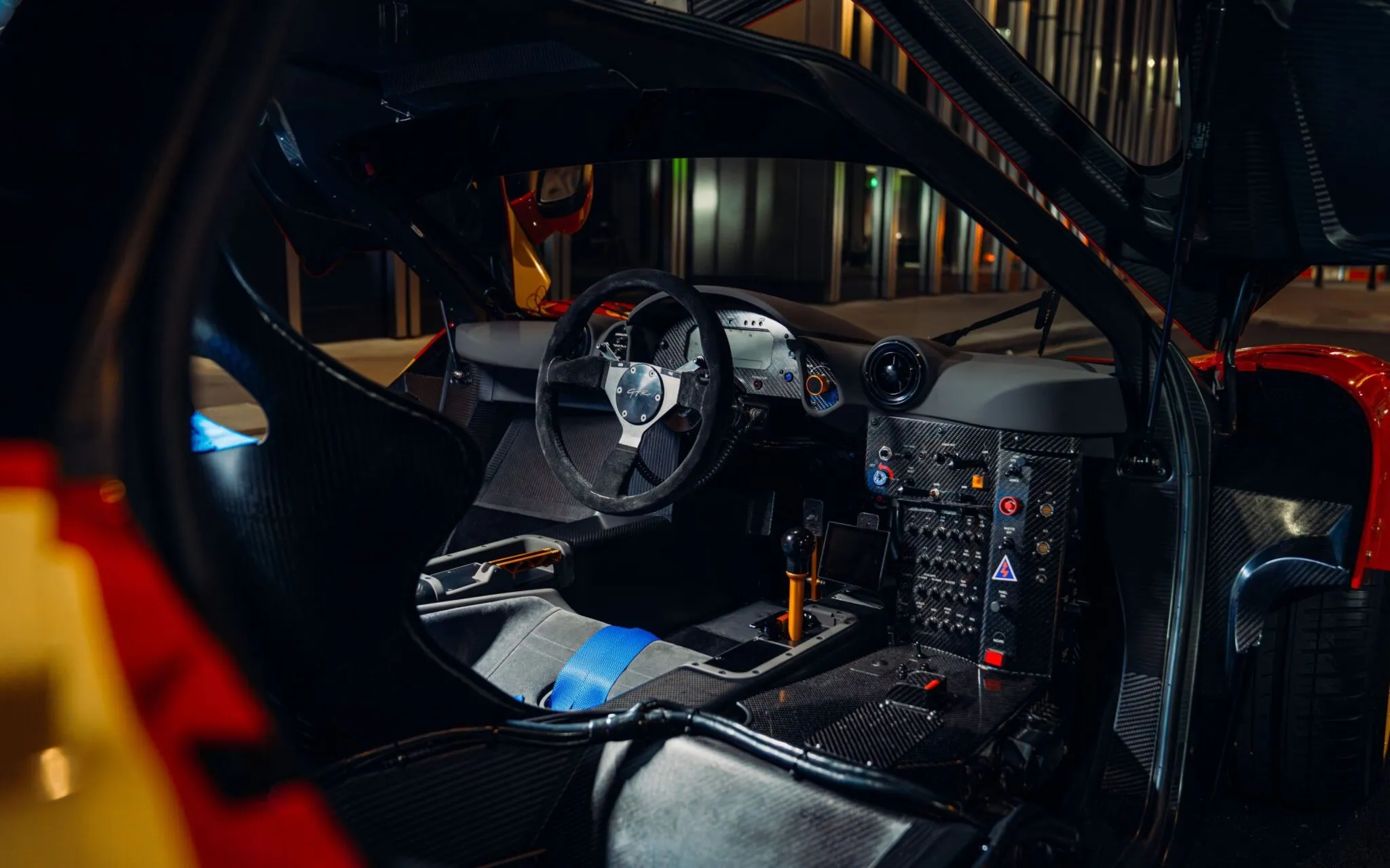 McLaren F1 GTR