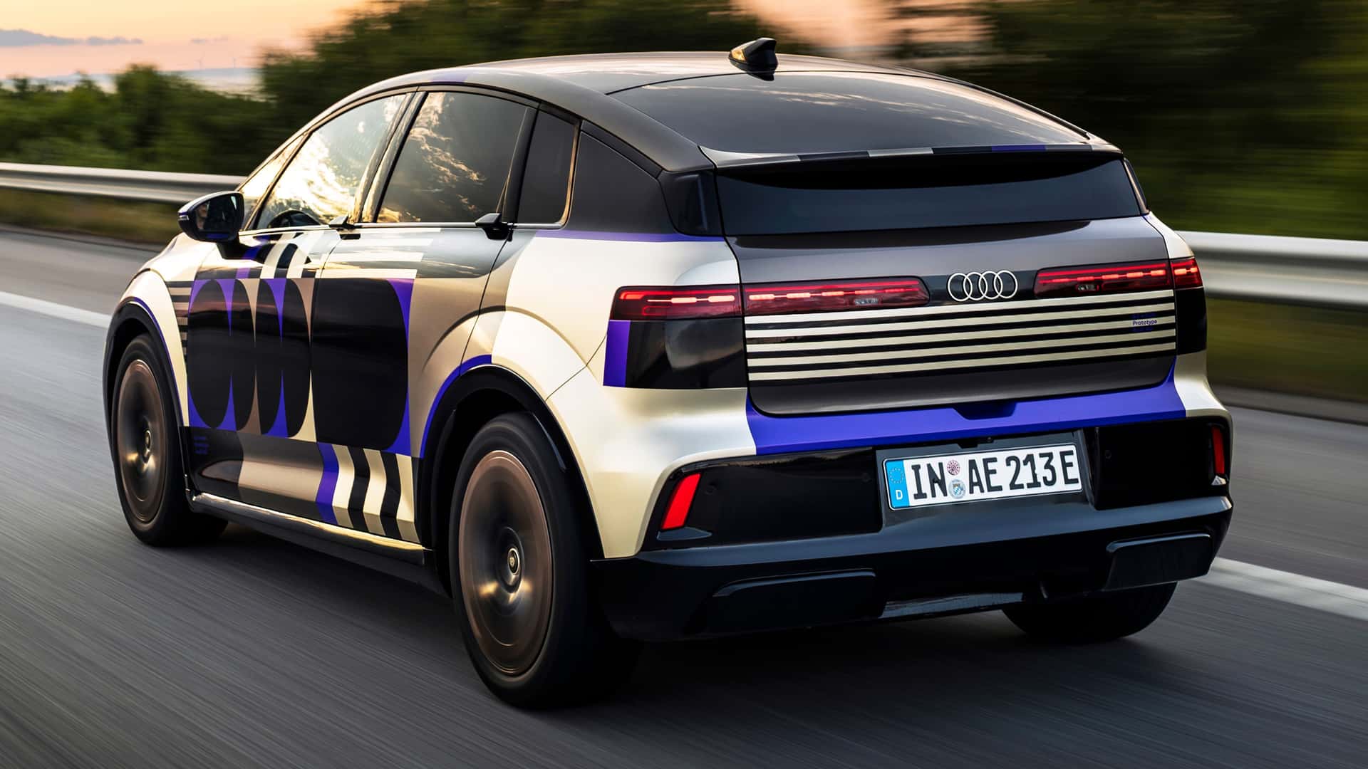 Protótipo do Audi A2 E-Tron camuflado