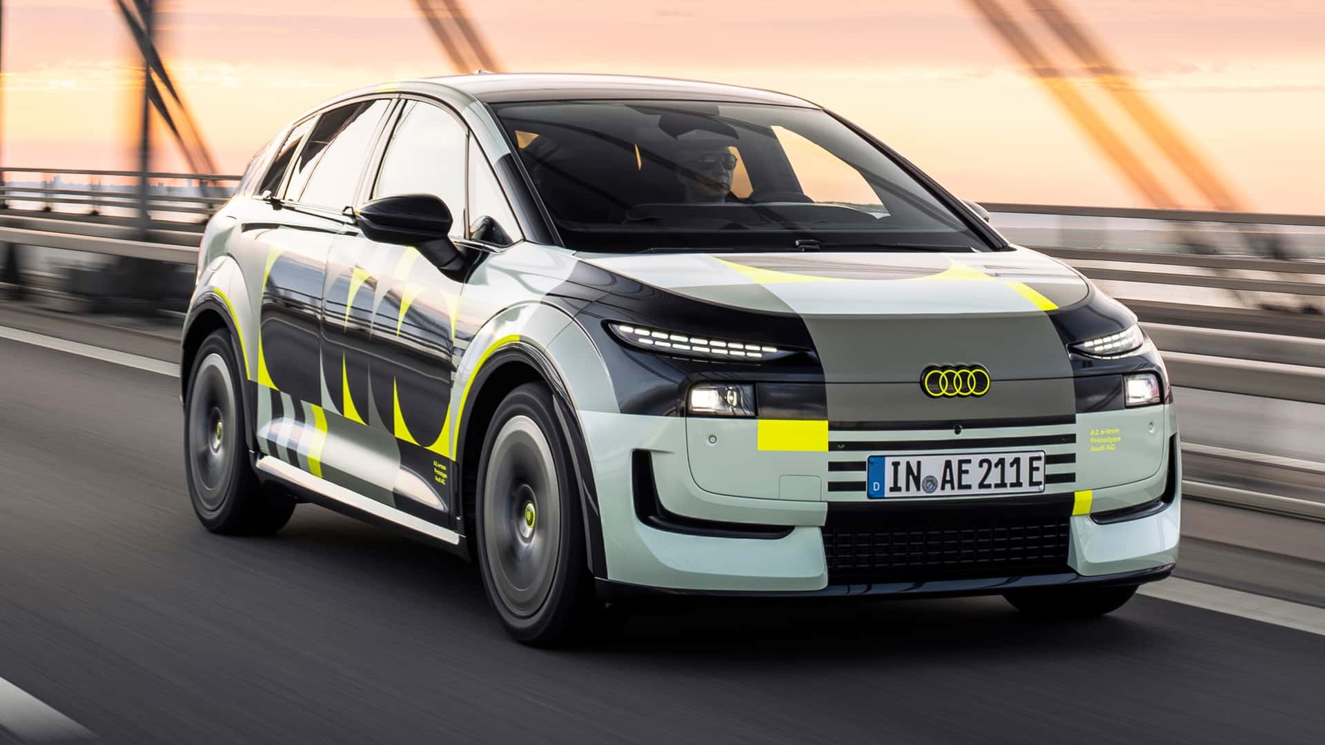 Protótipo do Audi A2 E-Tron camuflado