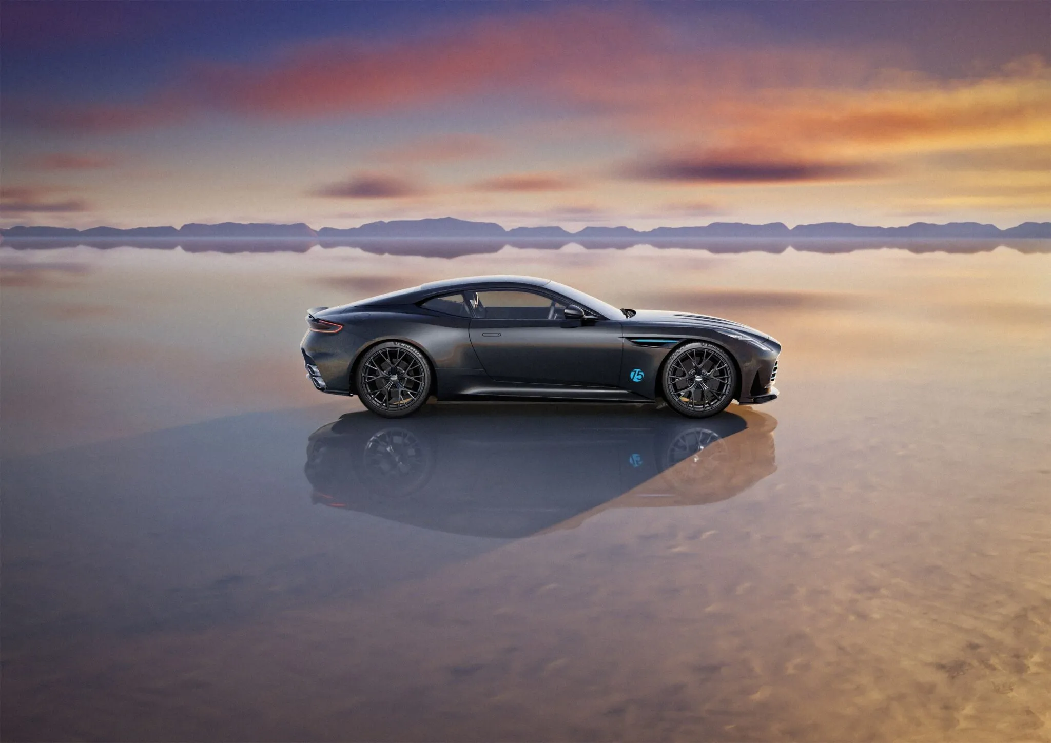 Aston Martin DB12 S VMF
