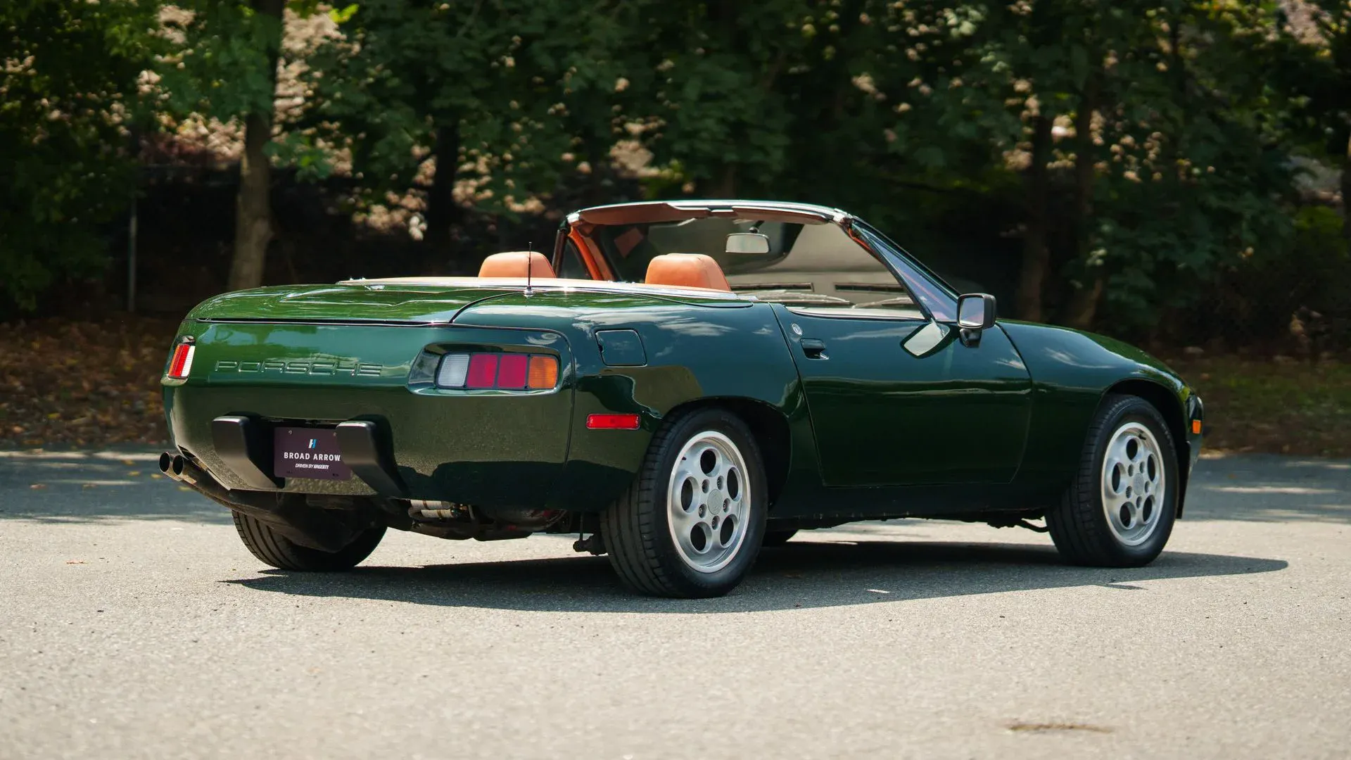 Porsche 928 Cabriolet Straman
