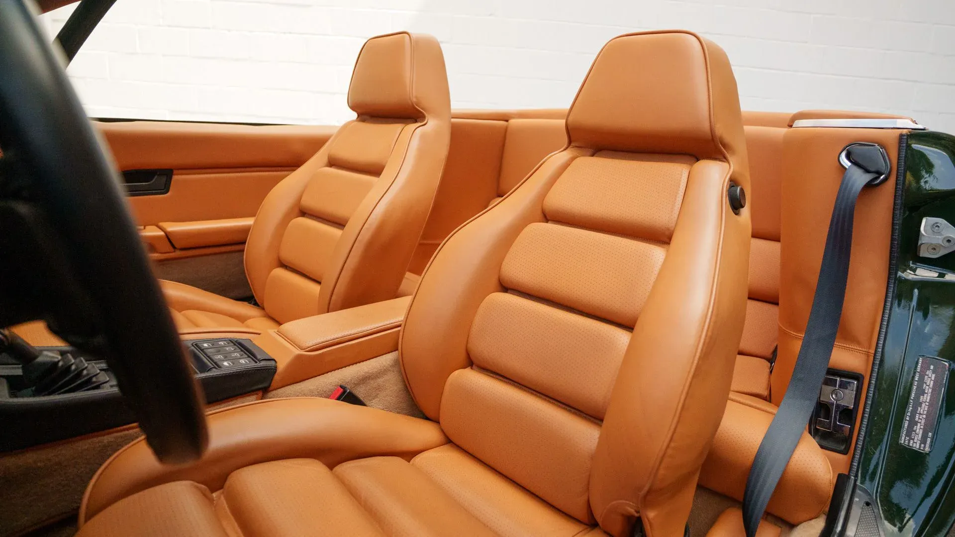 Porsche 928 Cabriolet Straman