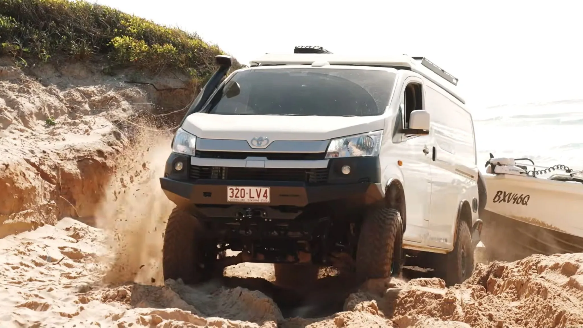 Toyota HiAce 4x4 Build Headscape Campers