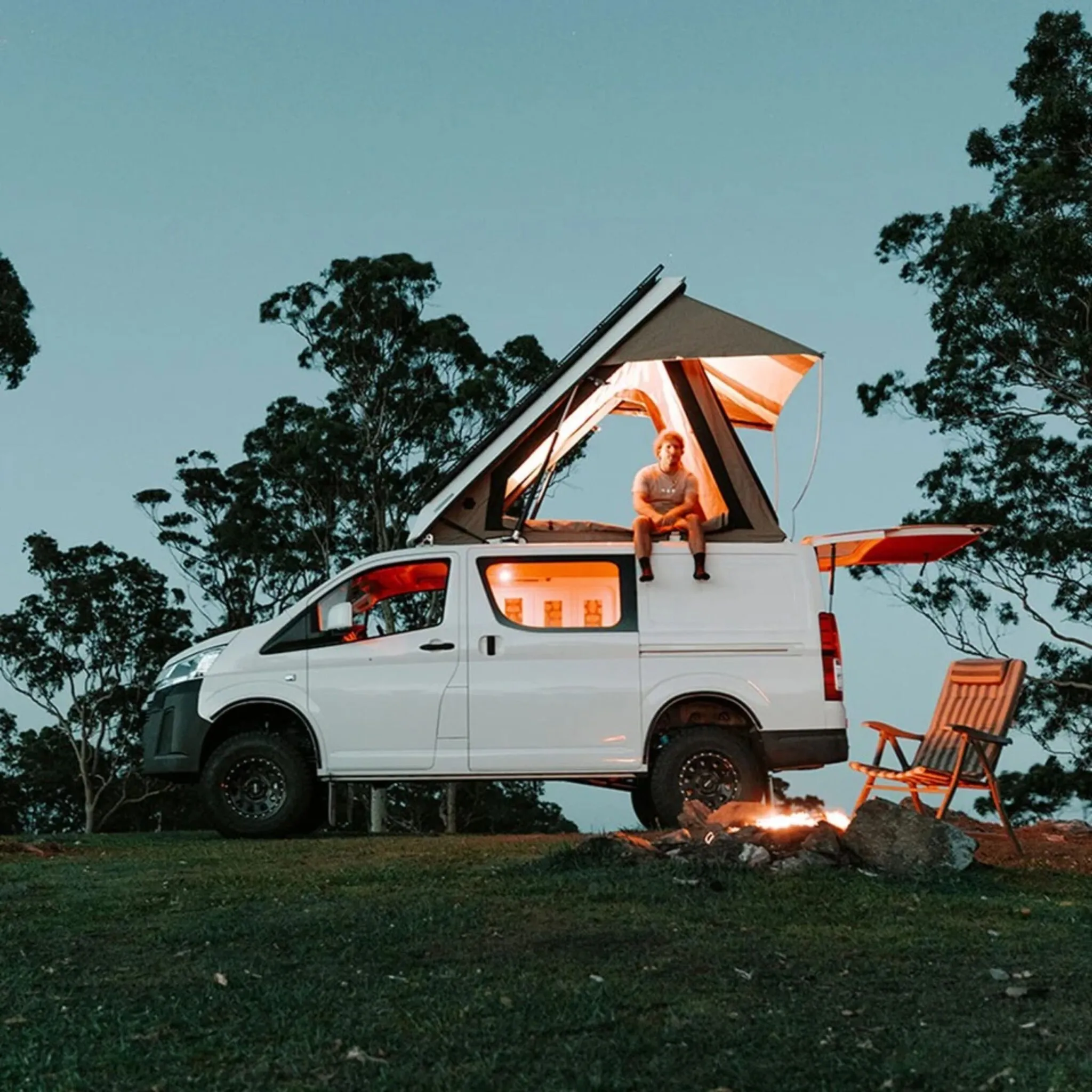 Toyota HiAce 4x4 Build Headscape Campers