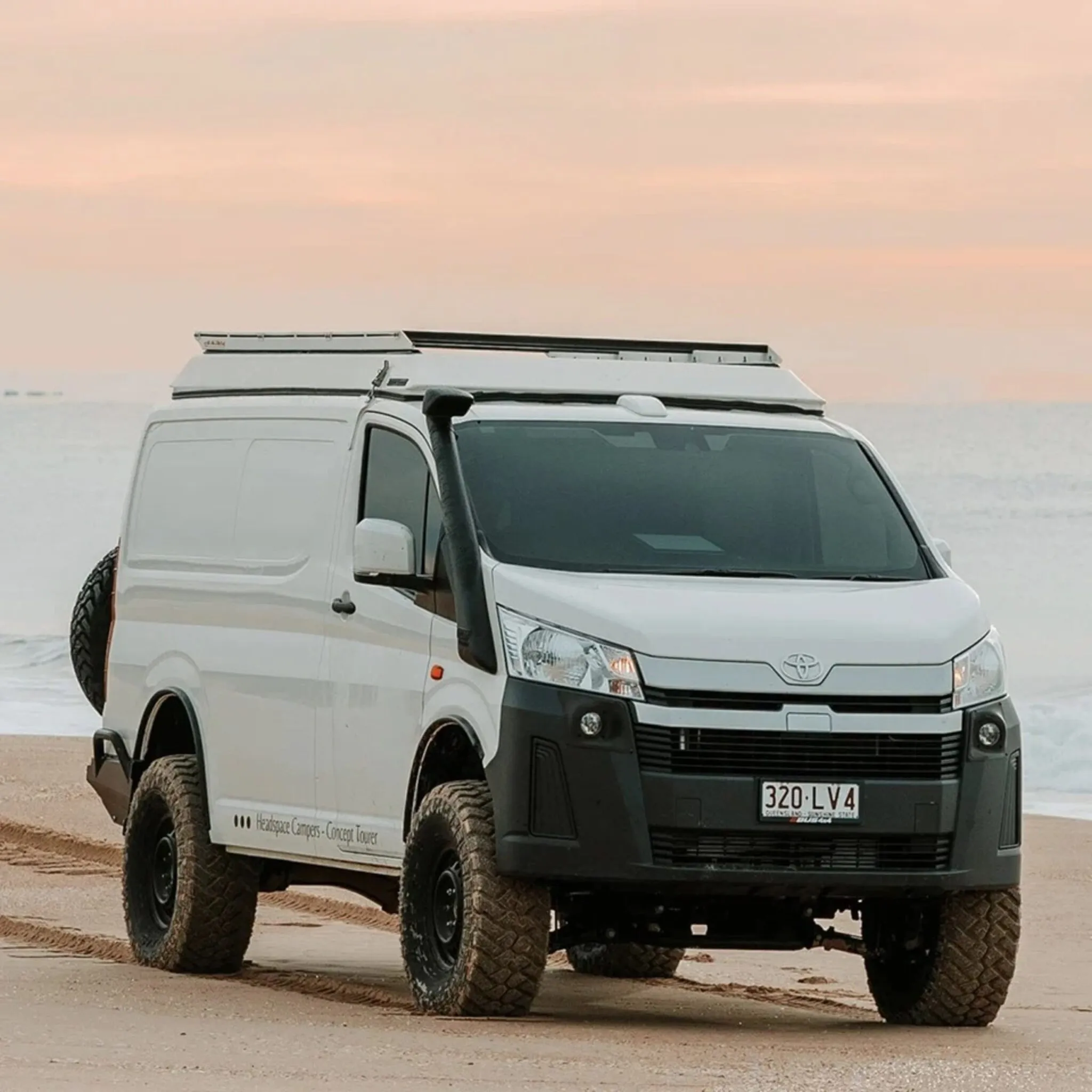 Toyota HiAce 4x4 Build Headscape Campers