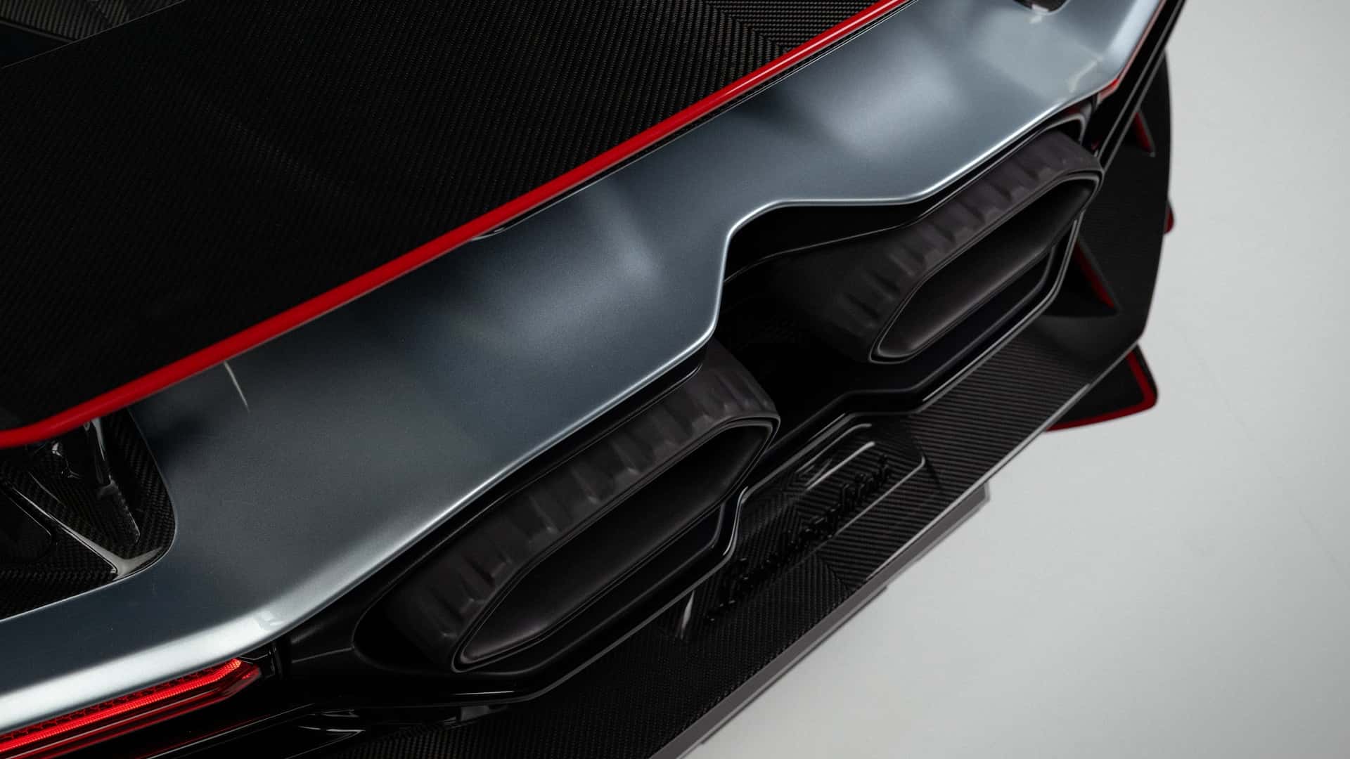 Lamborghini Revuelto SV