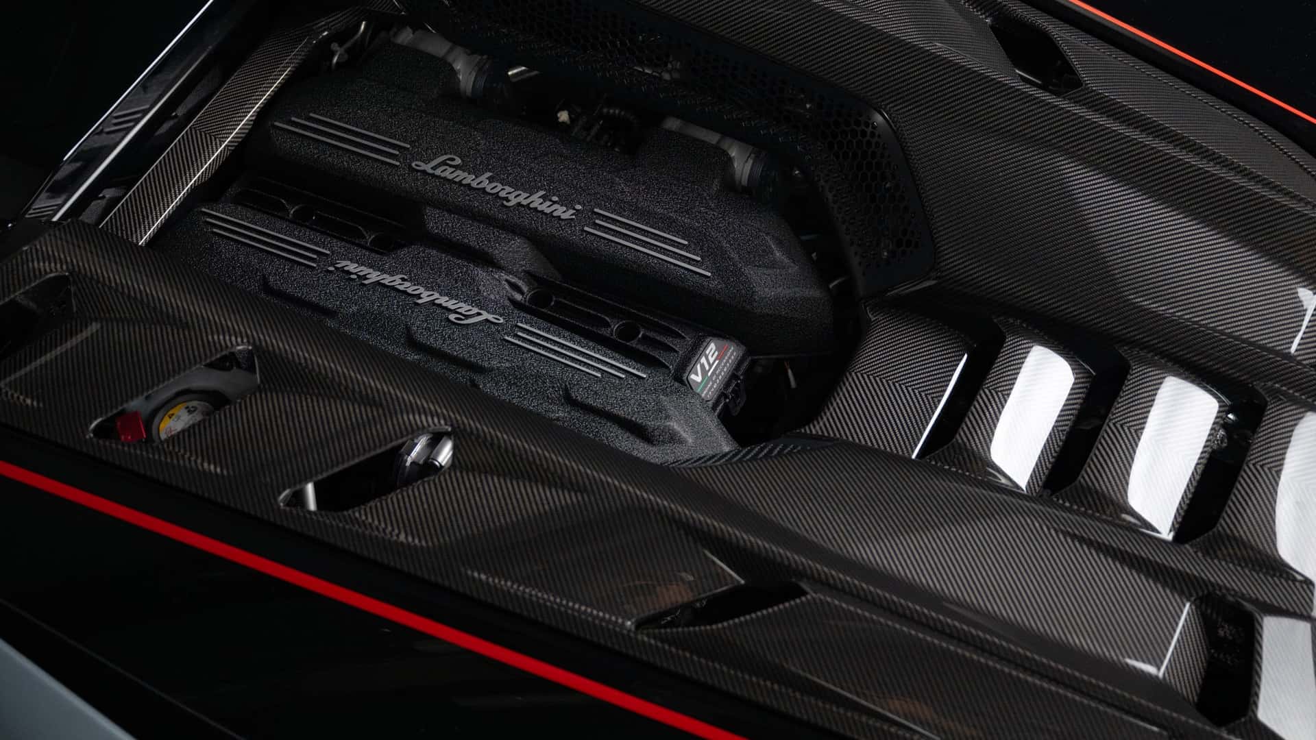 Lamborghini Revuelto SV