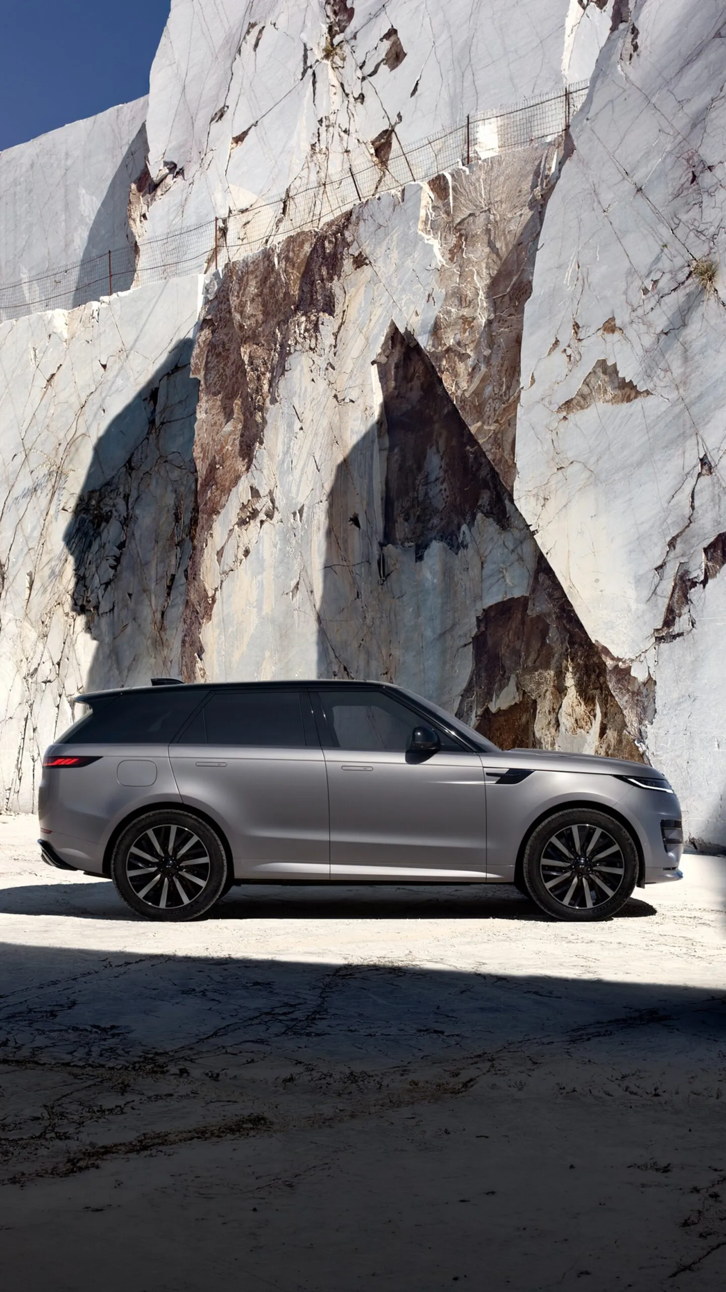 Range Rover Sport Electric
