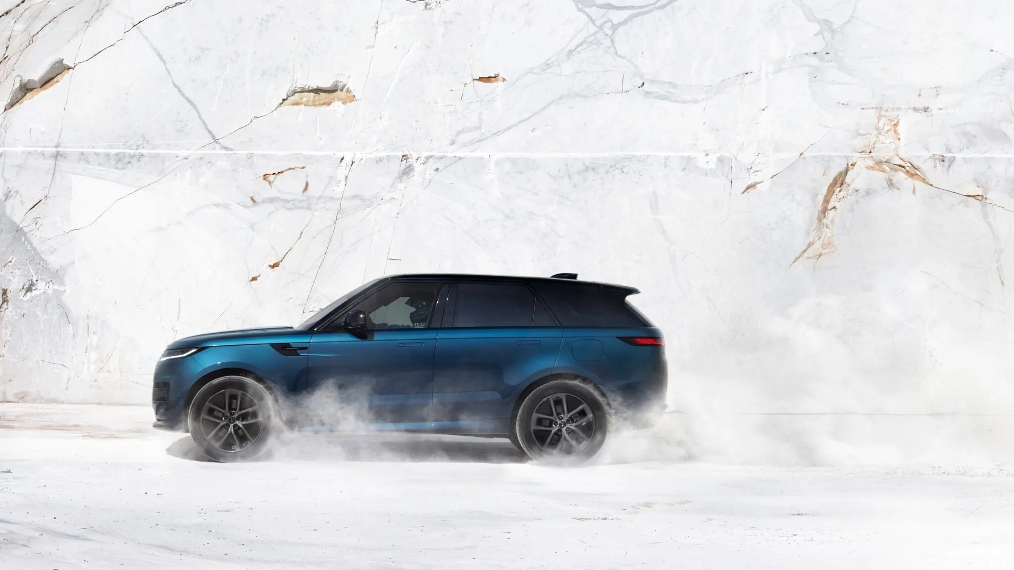 Range Rover Sport Electric