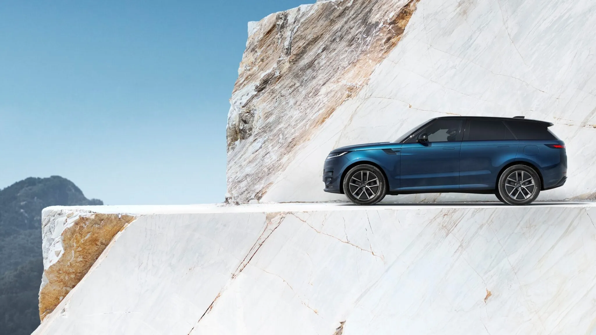 Range Rover Sport Electric