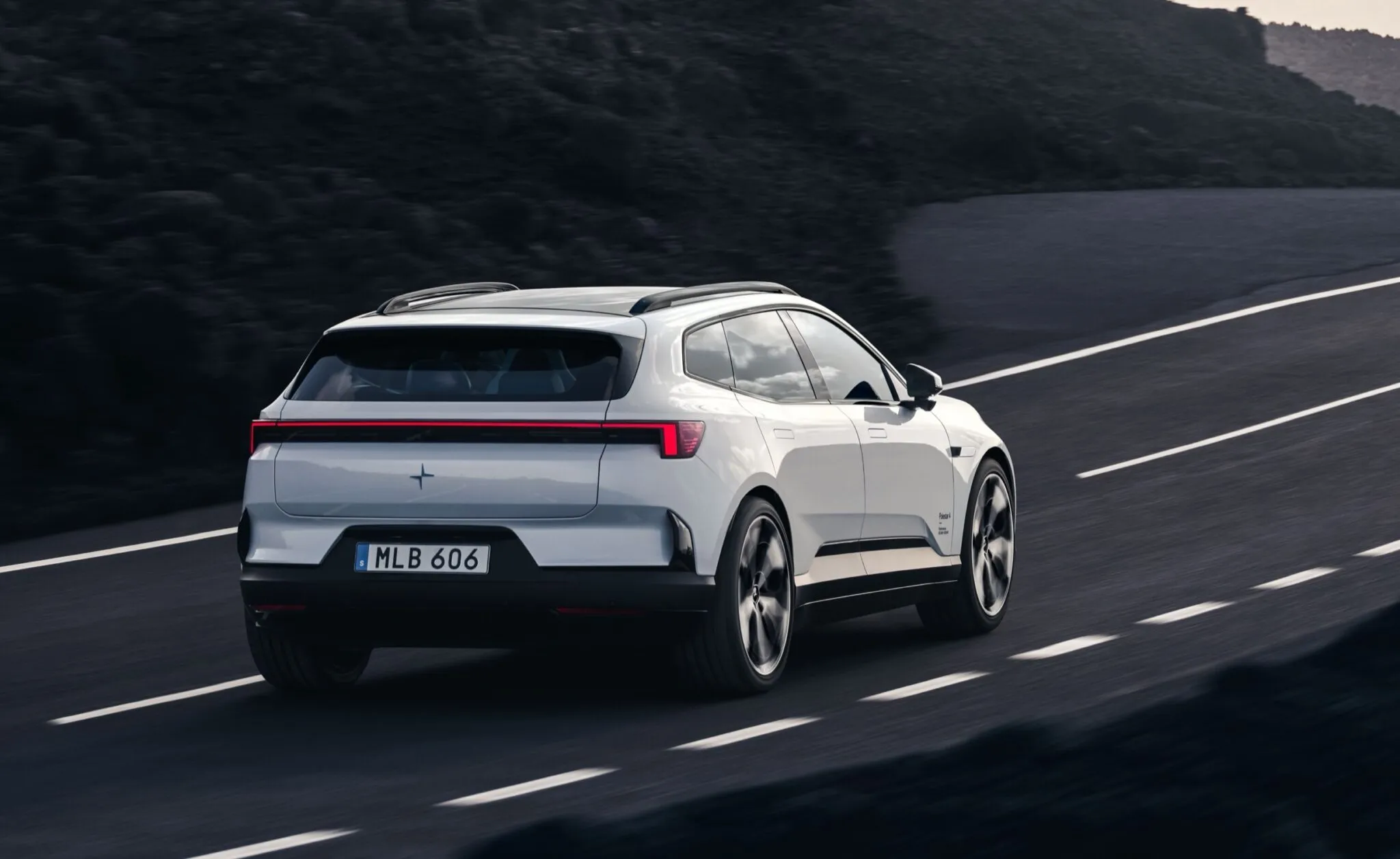 Polestar 4 SUV