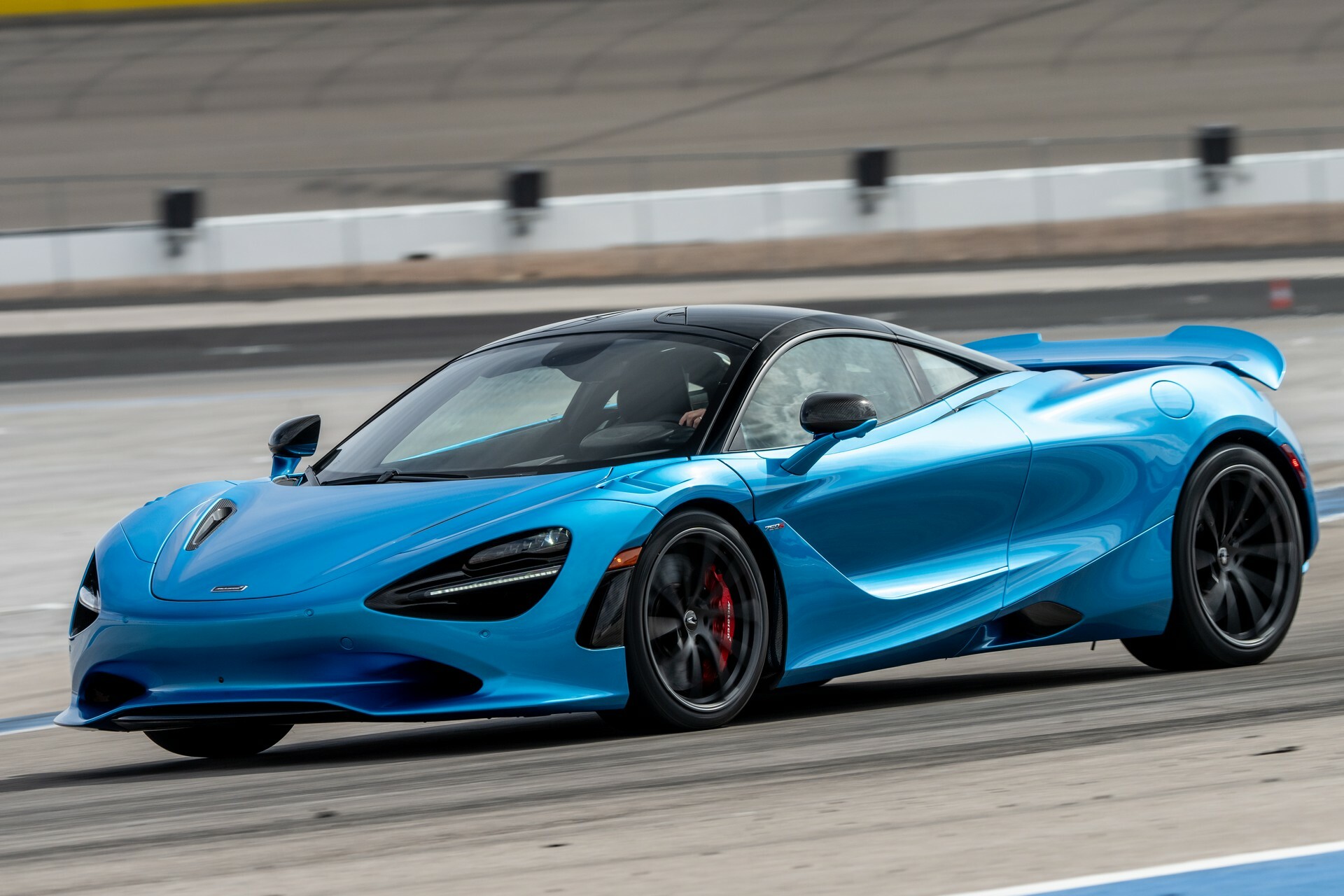 McLaren 750S
