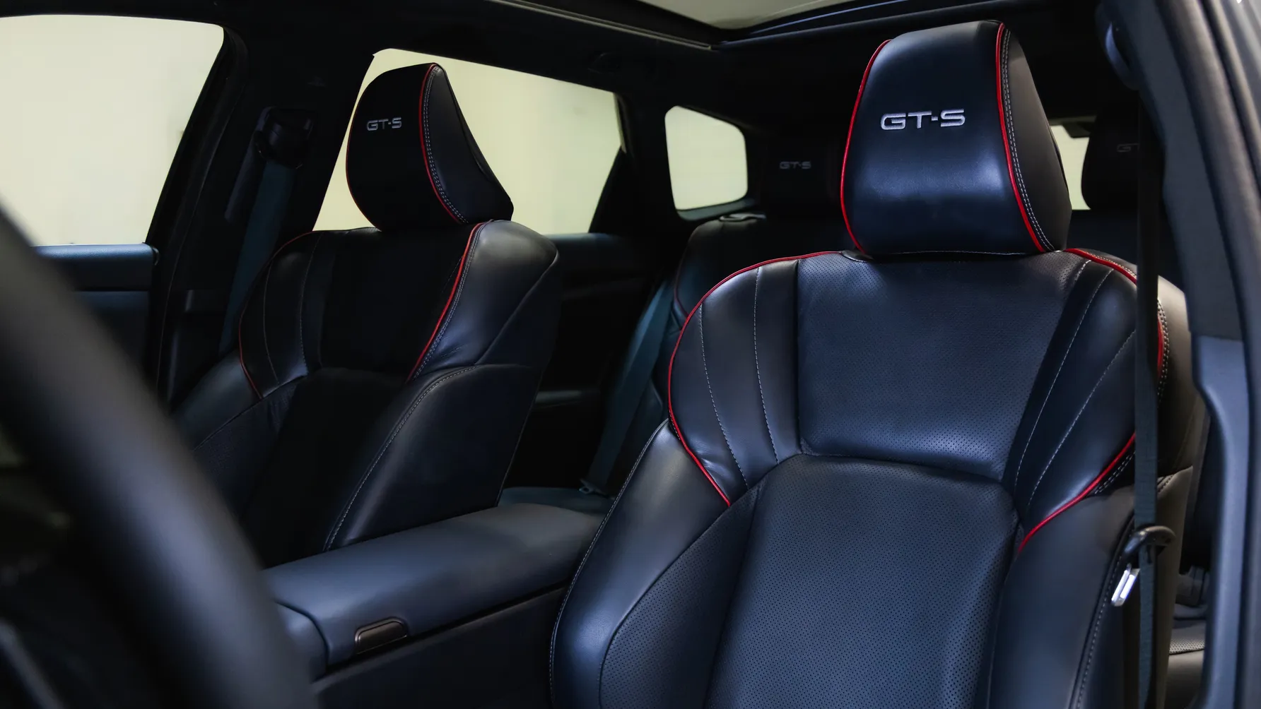 Toyota Signia GT-S