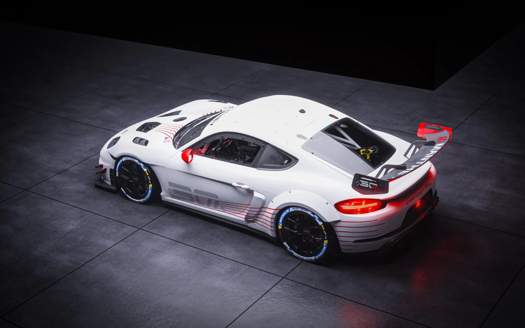 Porsche 718 Cayman GT4 RS Clubsport MR 30