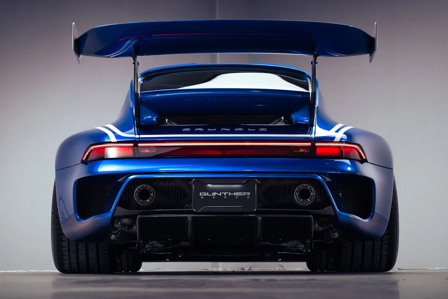 Gunther Werks Brundle Edition Turbo