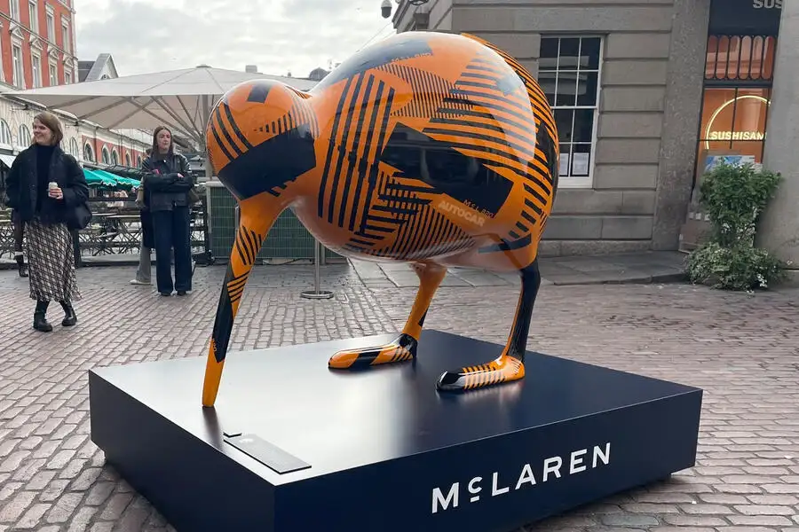 McLaren McL 820